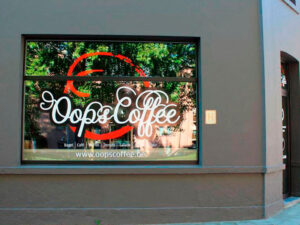 002_lettrage_sables_vitrine_enseigne_grafdesign_tournai_mouscron