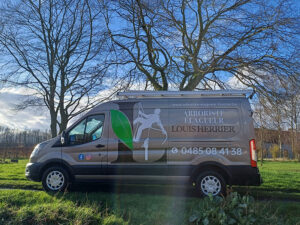 002_lettrage_vehicule_vitrine_enseigne_grafdesign_tournai