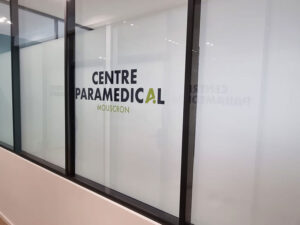 017_lettrage_sables_vitrine_enseigne_grafdesign_tournai_mouscron