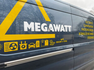 024_lettrage_vehicule_vitrine_enseigne_grafdesign_tournai