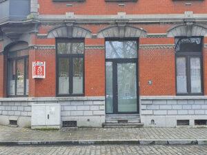 044_lettrage_sables_vitrine_enseigne_grafdesign_tournai_mouscron