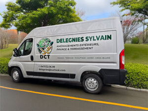 038_lettrage_vehicule_vitrine_enseigne_grafdesign_tournai